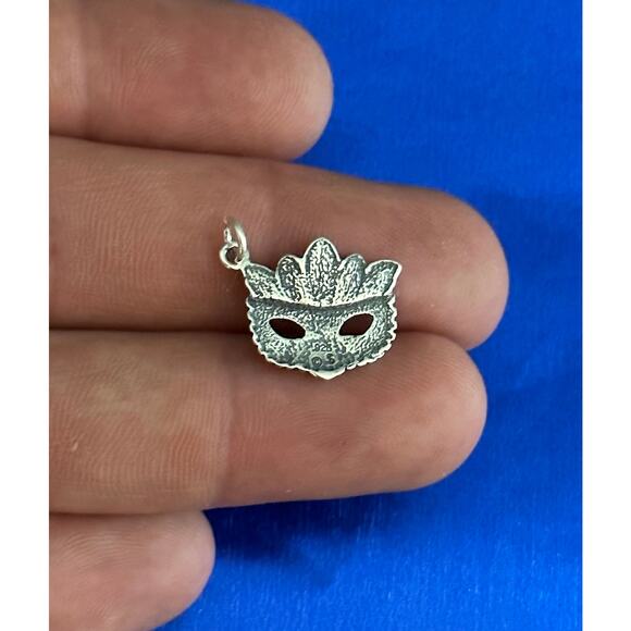 Sterling Silver Mardi Gras Mask with Feathers Charm - Picture 2 of 4